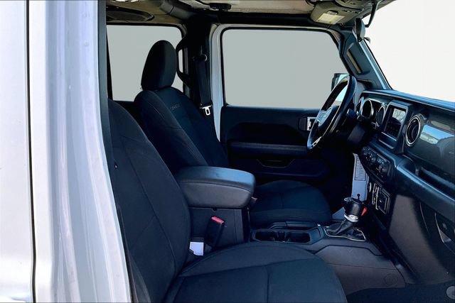 Used 2020 Jeep Wrangler Unlimited Sahara AWD/4WD image 7
