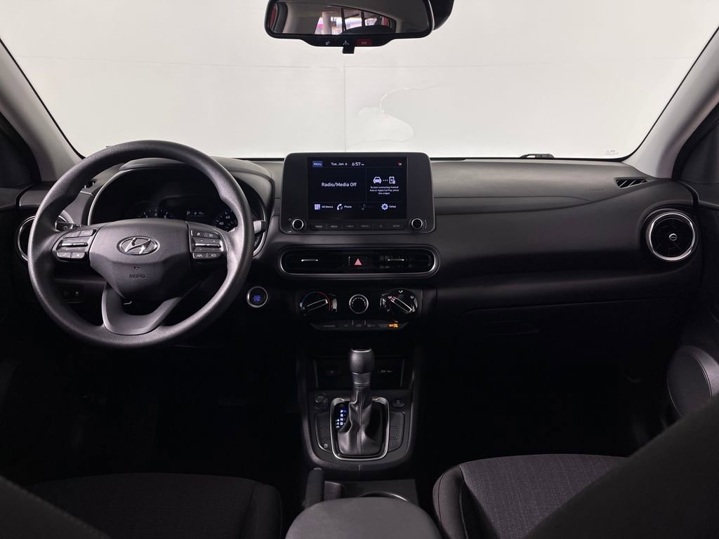 Used 2023 Hyundai Kona SEL image 14