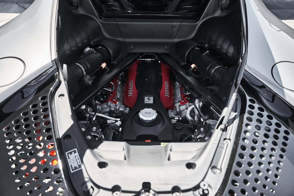 Used 2021 Ferrari SF90 Stradale AWD/4WD image 25