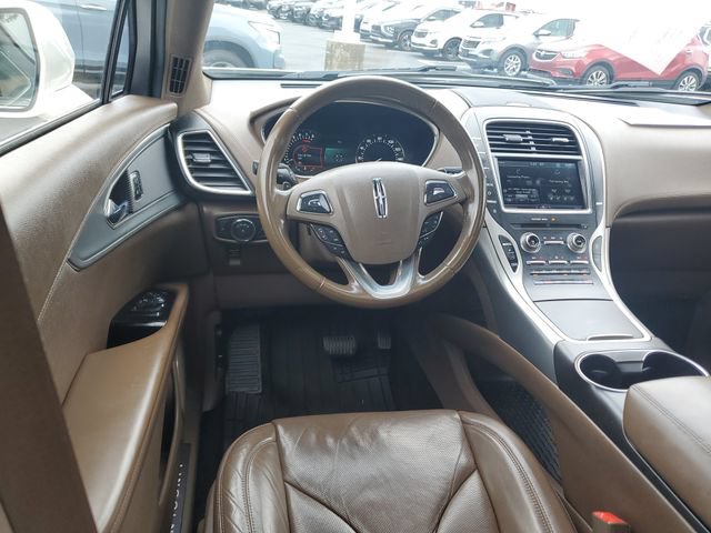 Used 2016 Lincoln MKX Reserve AWD/4WD image 11