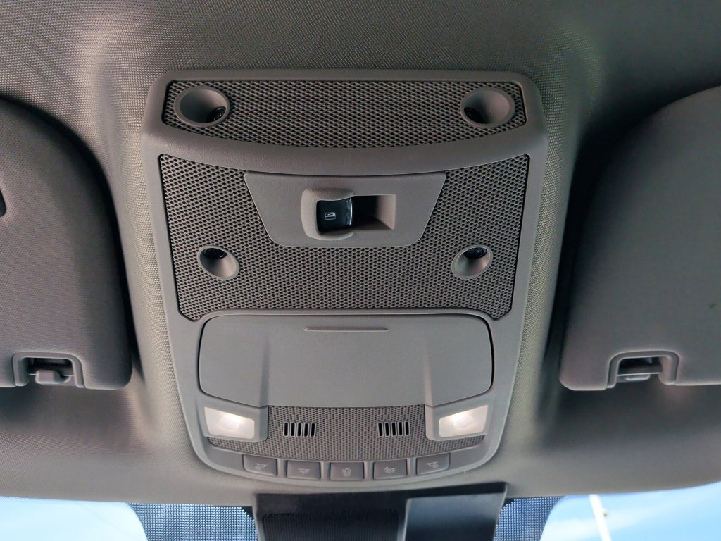 Used 2019 Ford F150 Lariat w/ Equipment Group 502A Luxury AWD/4WD image 26