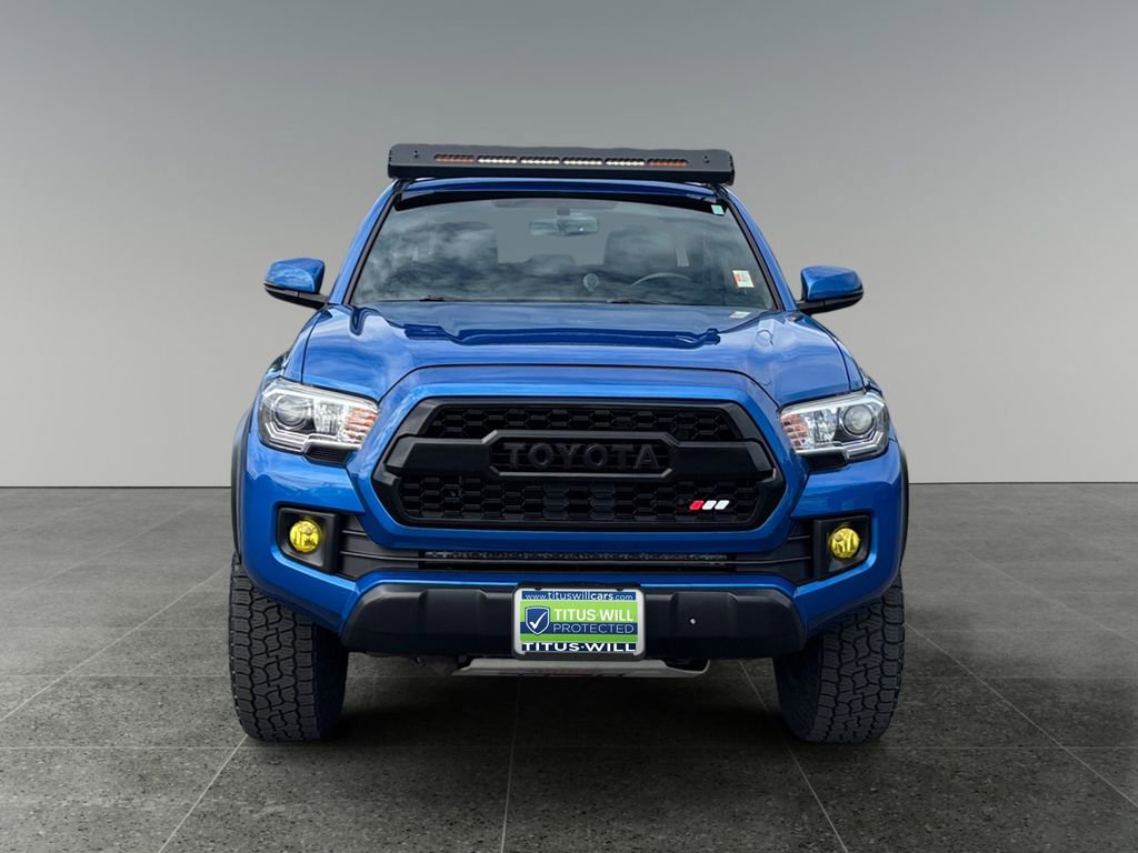 Used 2016 Toyota Tacoma TRD Off-Road AWD/4WD image 2