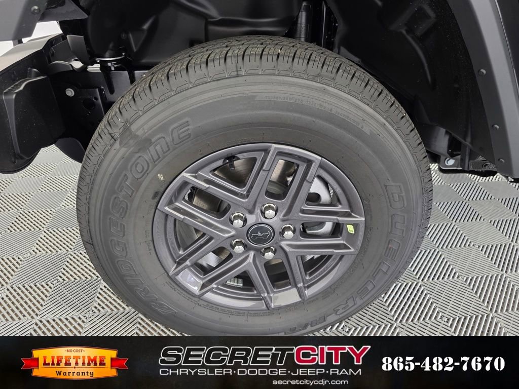New 2025 Jeep Gladiator Sport AWD/4WD image 9