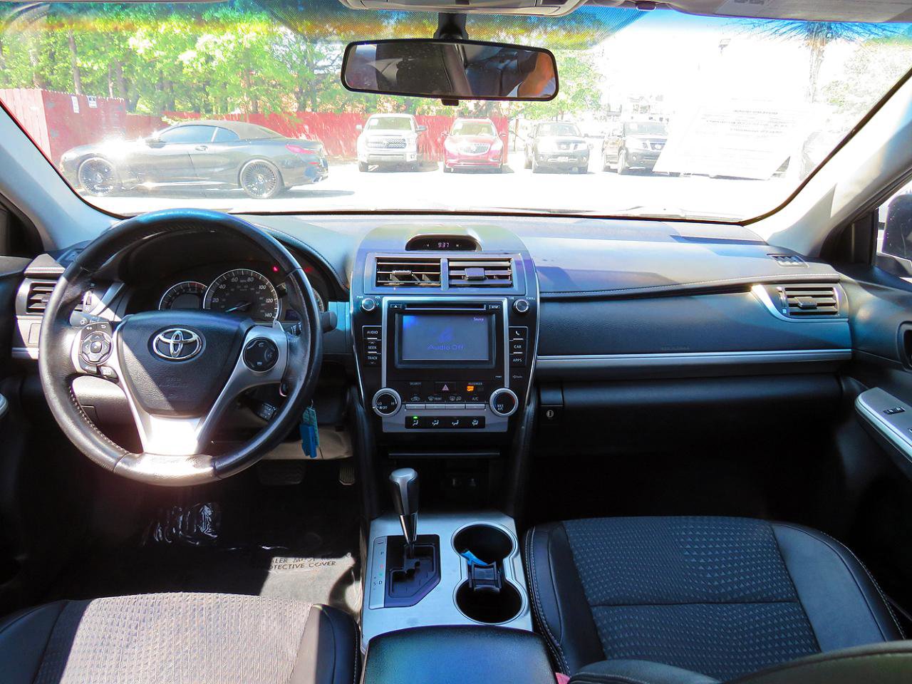 Used 2012 Toyota Camry SE FWD image 22
