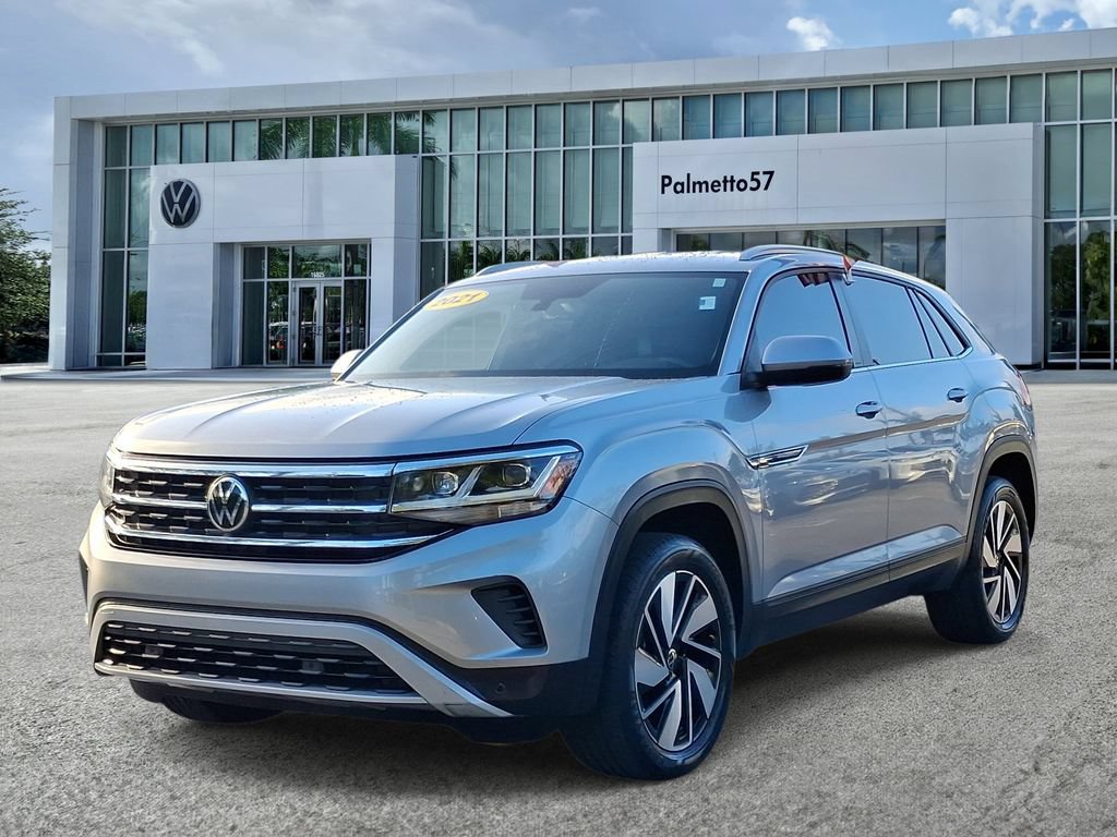 Used 2022 Volkswagen Atlas Cross Sport SE w/ Black Wheel Package AWD/4WD image 3