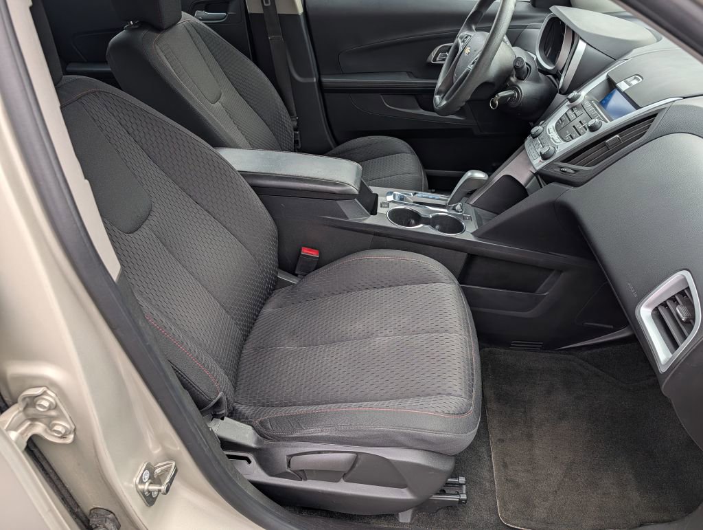 Used 2014 Chevrolet Equinox LS image 18