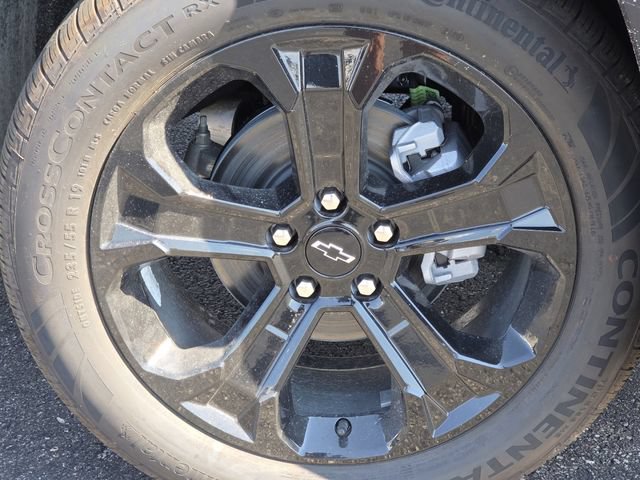 New 2027 Chevrolet Equinox LT w/ Convenience Package II FWD image 10