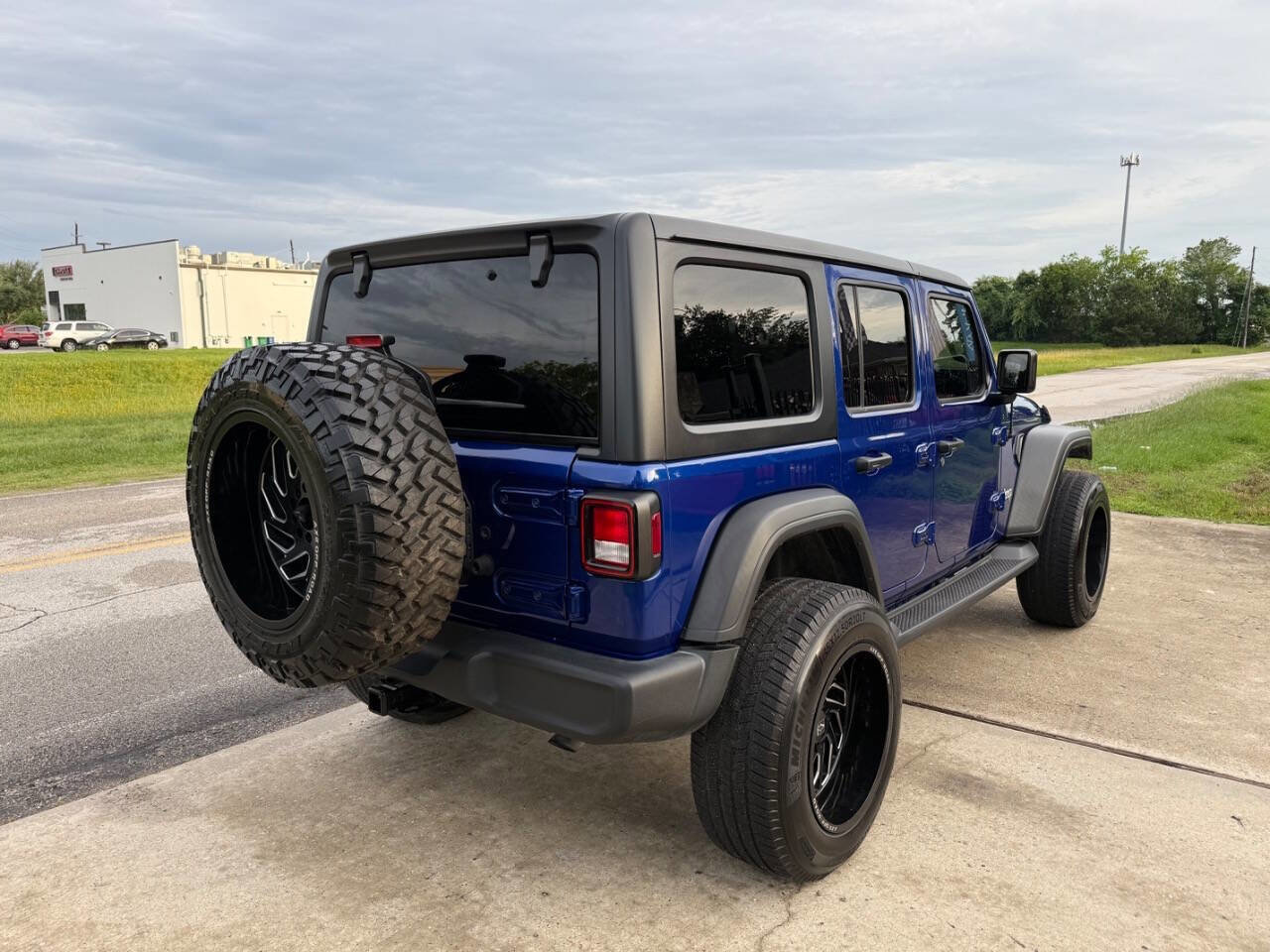 Used 2020 Jeep Wrangler Unlimited Sport AWD/4WD image 6