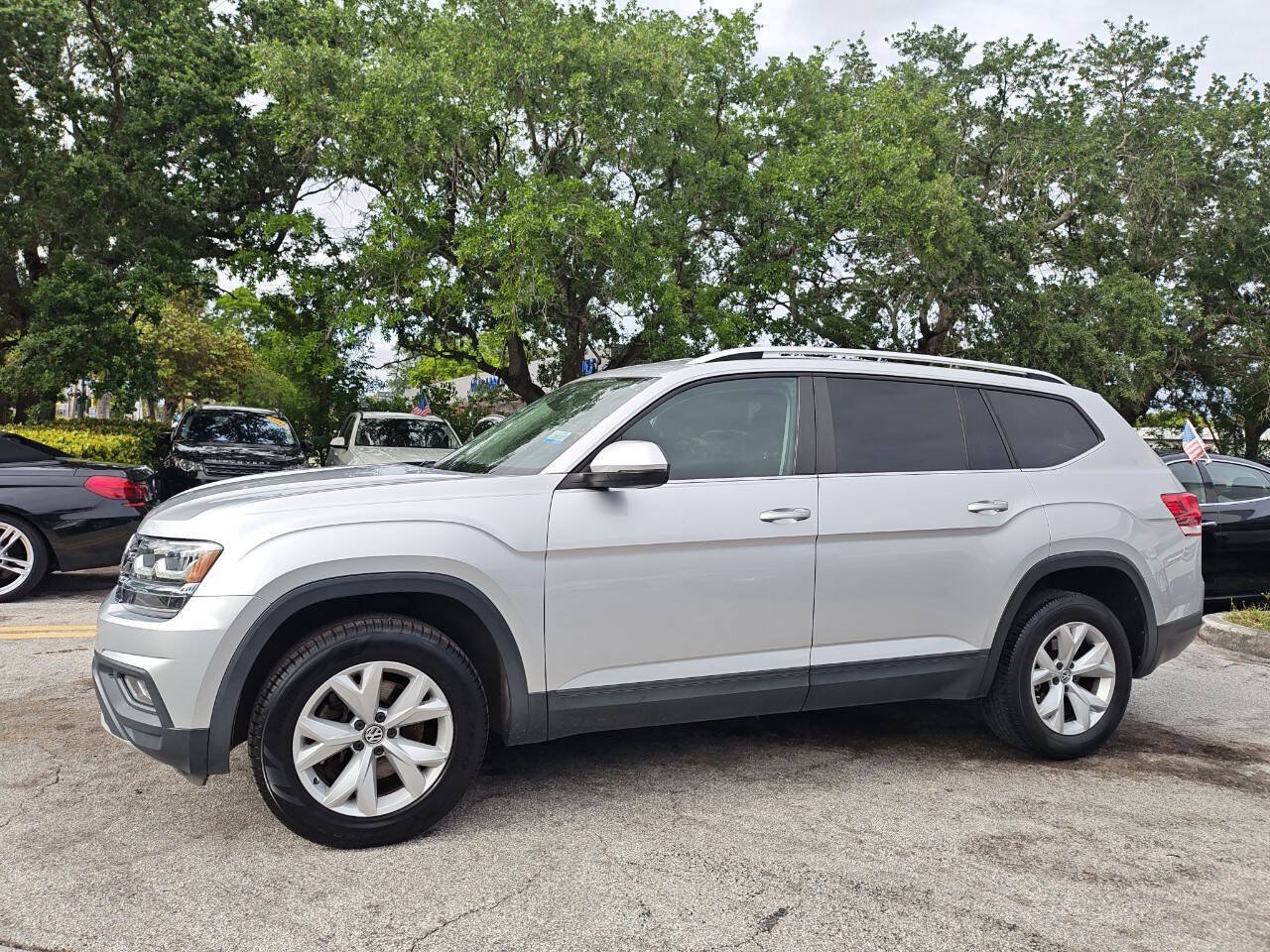 Used 2018 Volkswagen Atlas SE FWD image 4