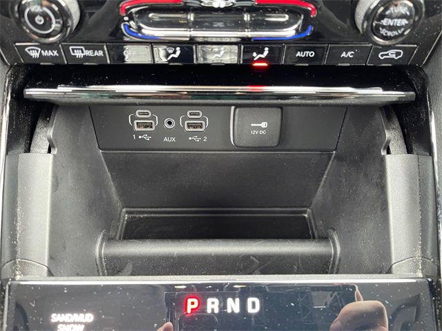 Used 2023 Jeep Grand Cherokee Limited image 25