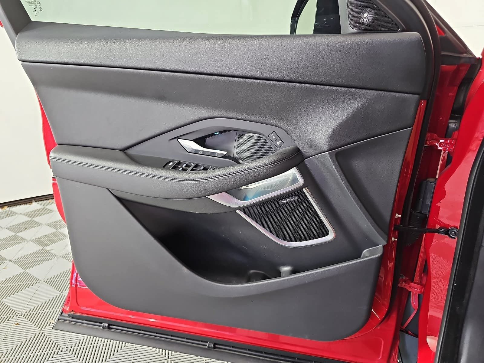 Used 2019 Jaguar E-PACE S AWD/4WD image 27