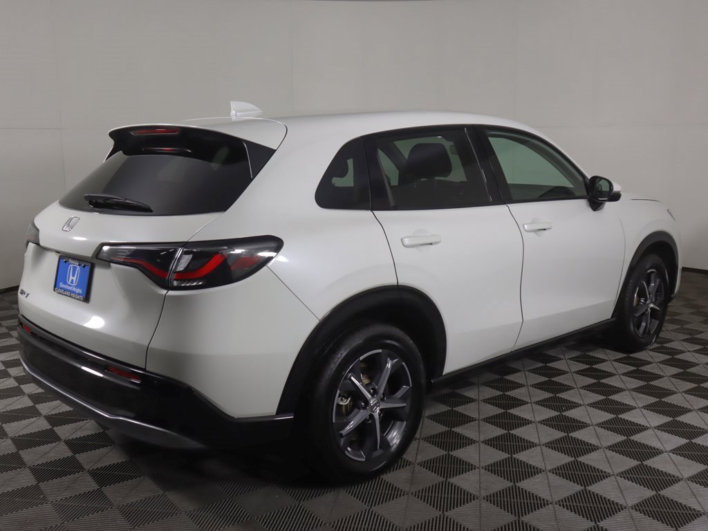 Used 2025 Honda HR-V EX-L image 10