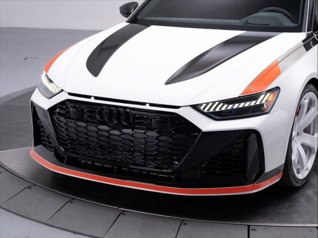 Used 2025 Audi RS 6 performance image 33