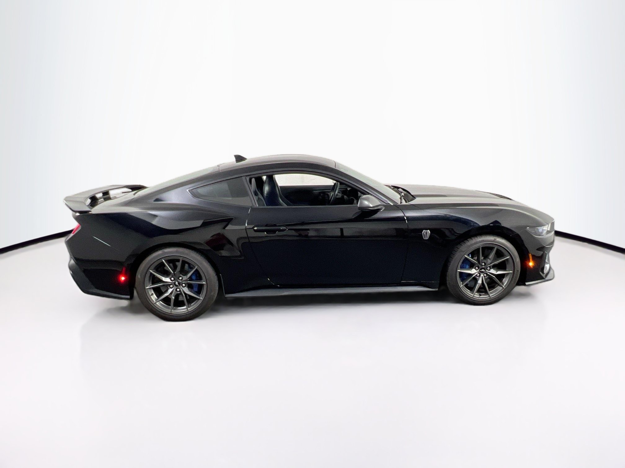 Used 2024 Ford Mustang Dark Horse RWD image 4