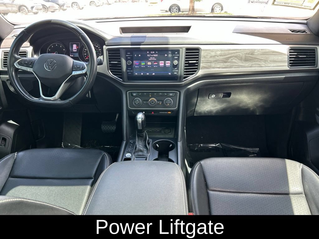Used 2020 Volkswagen Atlas Cross Sport SE w/ Panoramic Sunroof Package FWD image 10