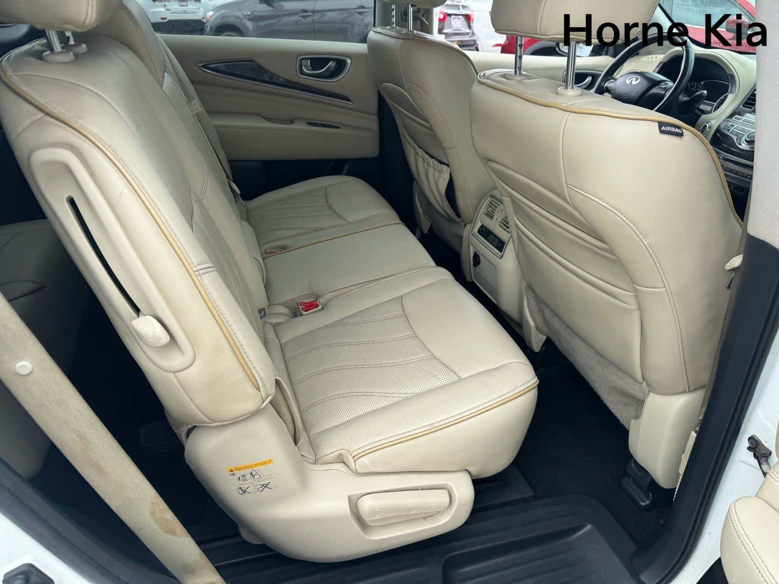 Used 2015 INFINITI QX60 FWD w/ Premium Plus Package image 29