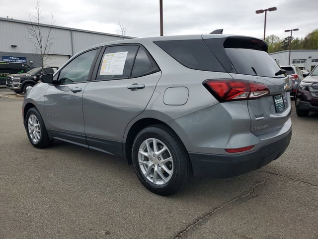 Used 2023 Chevrolet Equinox LS w/ LS Convenience Package image 4