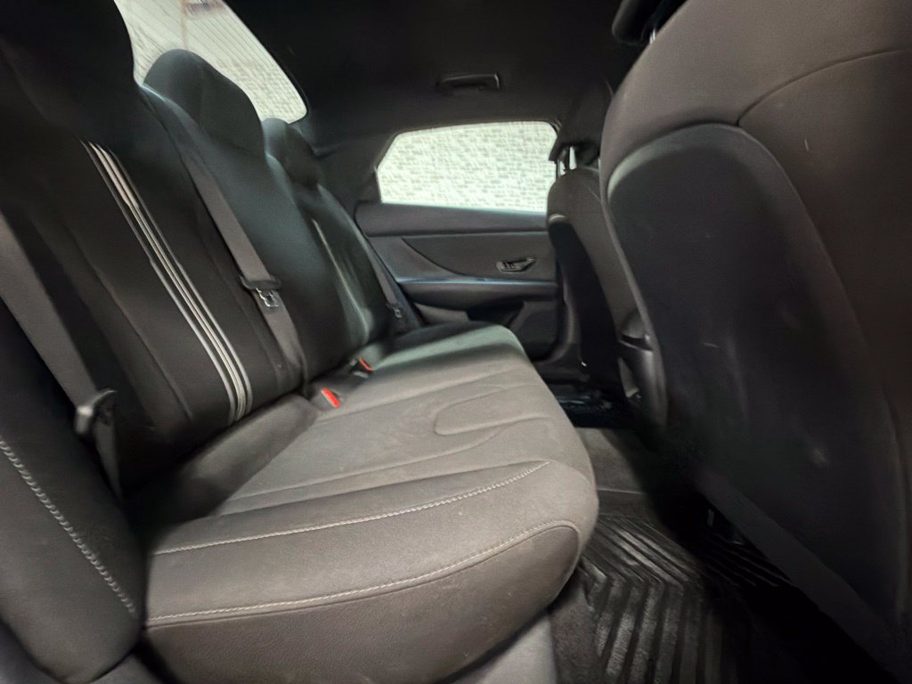 Certified 2025 Hyundai Elantra Sport FWD image 12
