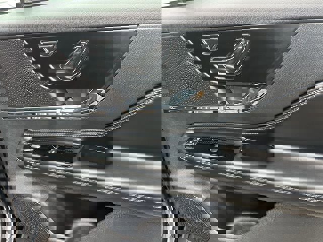 Used 2023 Lincoln Corsair Standard image 22