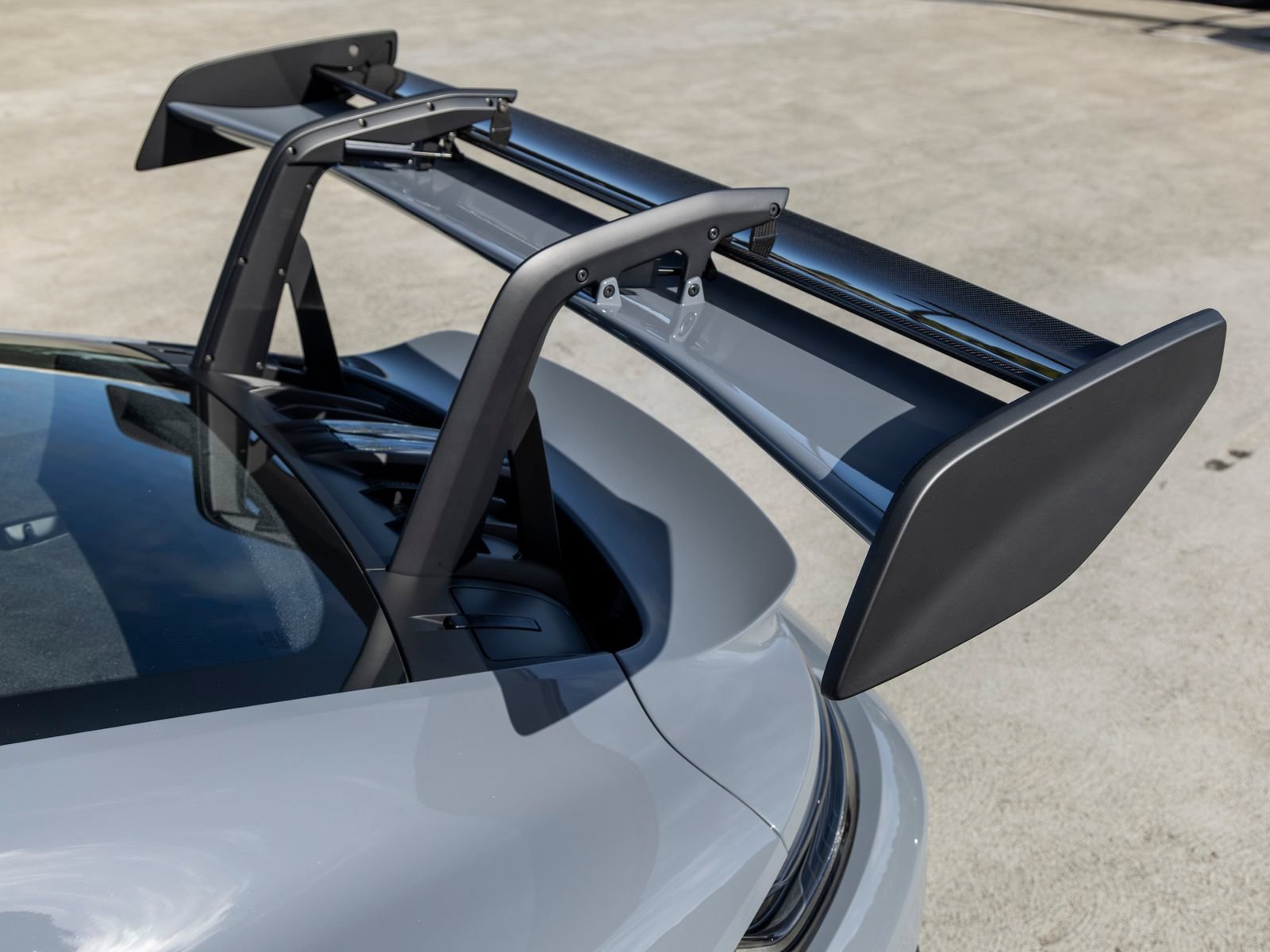 Certified 2023 Porsche 911 GT3 RS RWD image 29