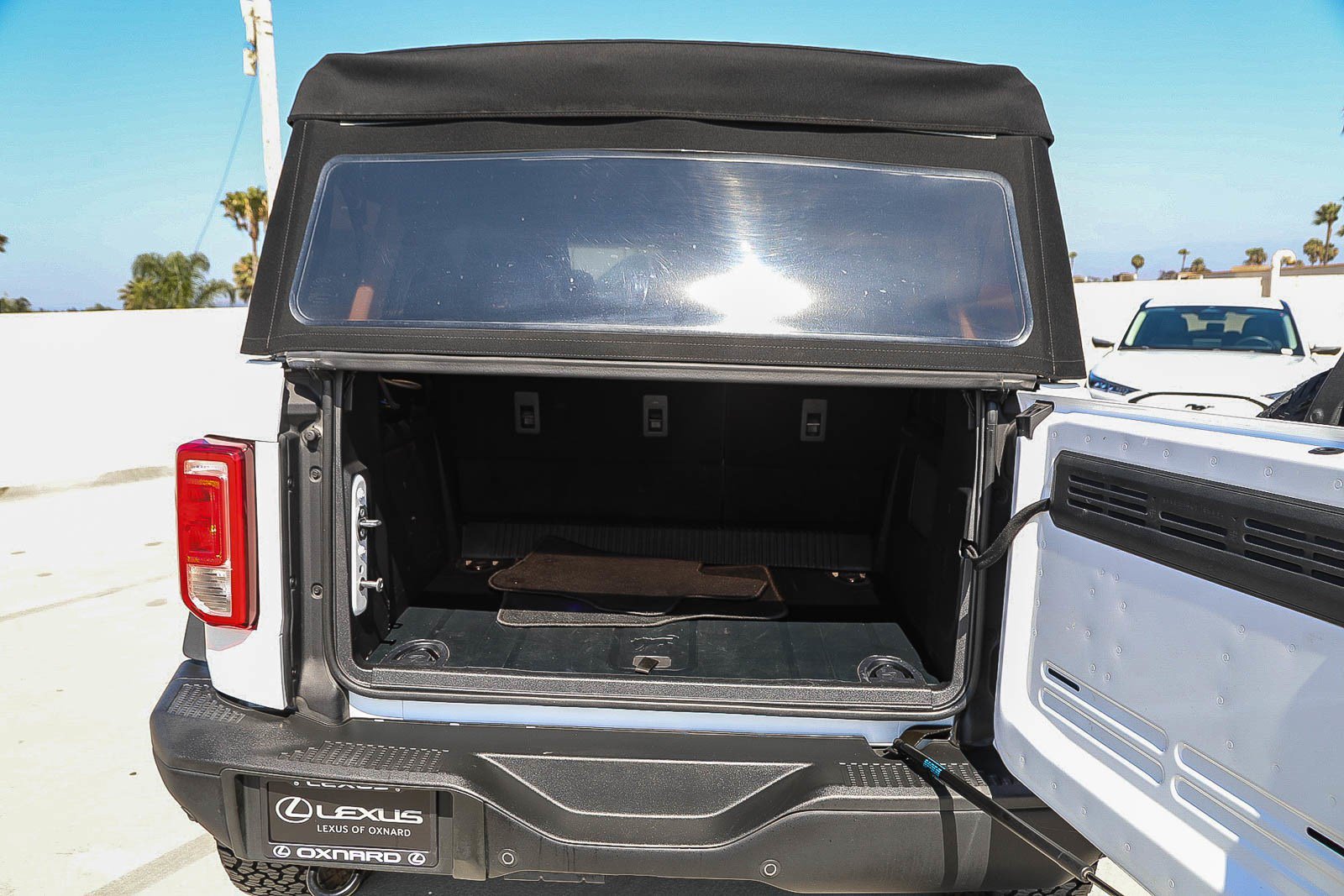 Used 2024 Ford Bronco Black Diamond AWD/4WD image 25