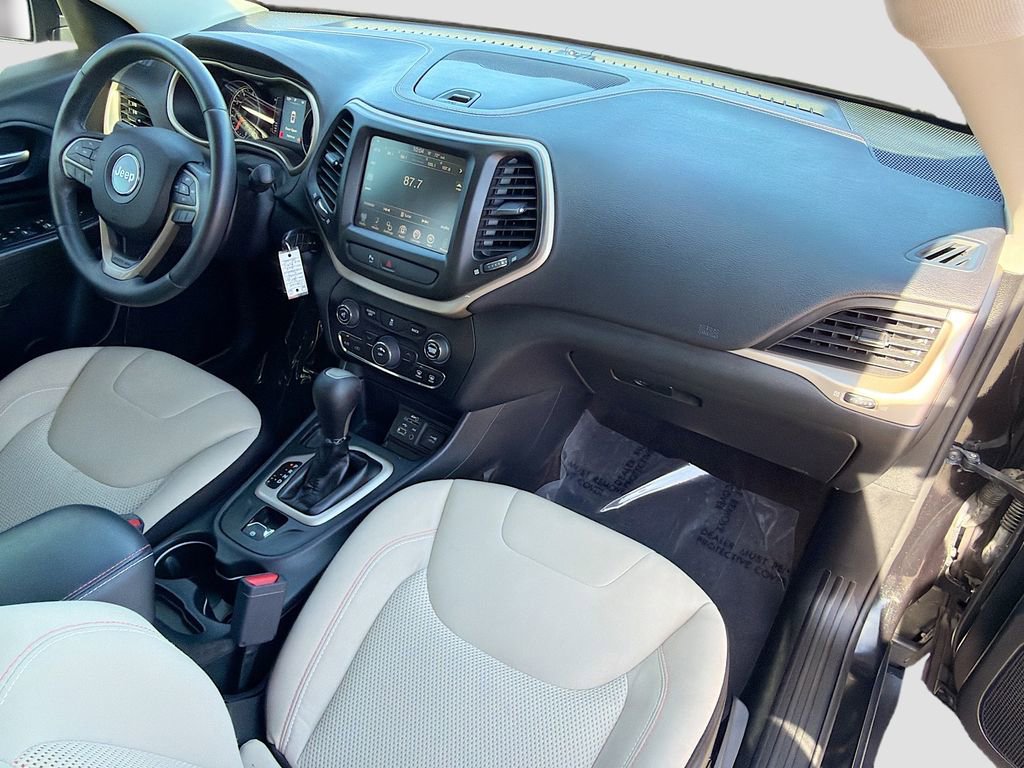 Used 2016 Jeep Cherokee 75th Anniversary image 13
