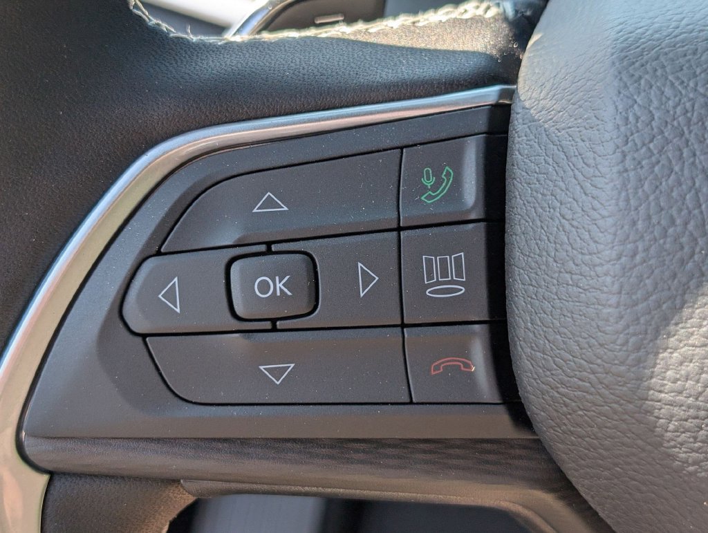 New 2026 Jeep Grand Cherokee Laredo AWD/4WD image 14