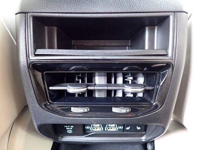 Certified 2023 Jeep Grand Cherokee Limited AWD/4WD image 15