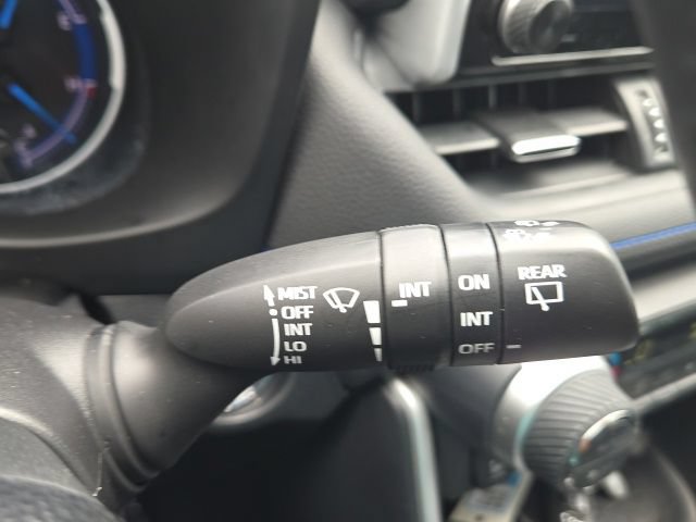 Used 2021 Toyota RAV4 XSE AWD/4WD image 24