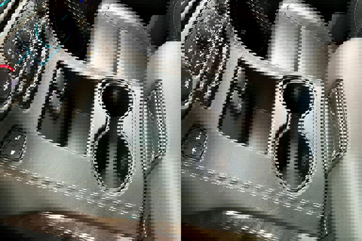 Used 2018 Chevrolet Suburban LT image 16