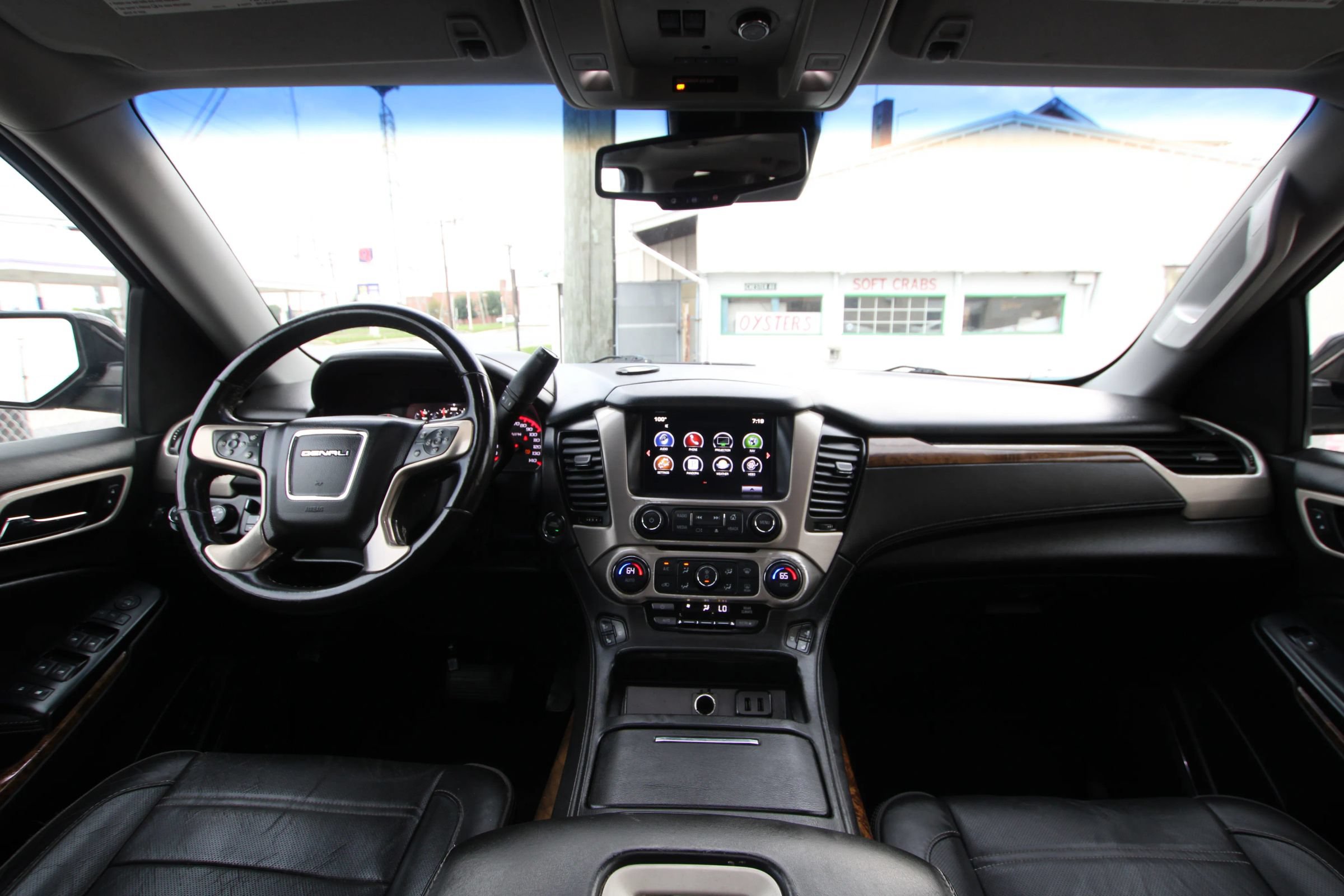 Used 2016 GMC Yukon XL Denali w/ Open Road Package AWD/4WD image 14