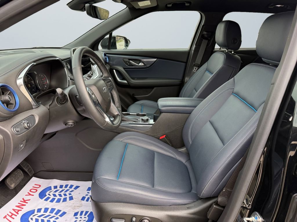 Used 2025 Chevrolet Blazer RS w/ Driver Confidence II Package image 9