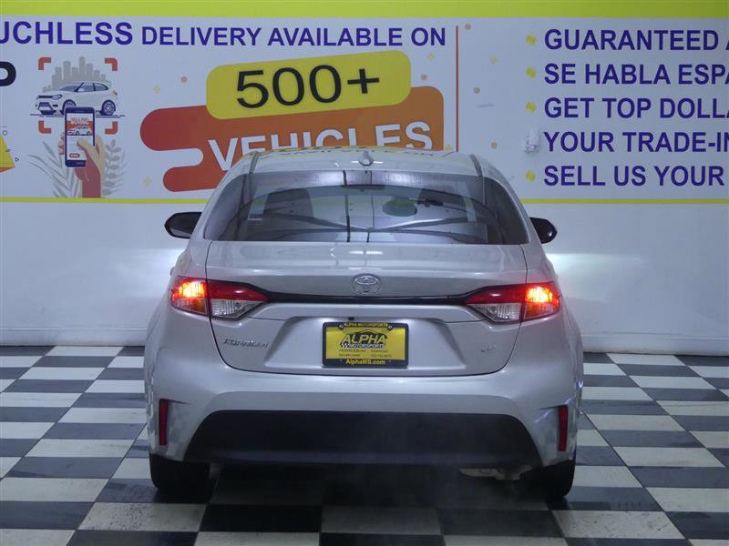 Used 2024 Toyota Corolla LE image 4