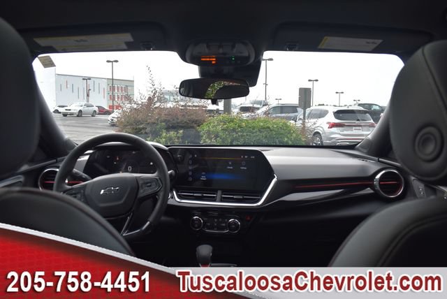 New 2026 Chevrolet Trax RS w/ Sunroof Package FWD image 3