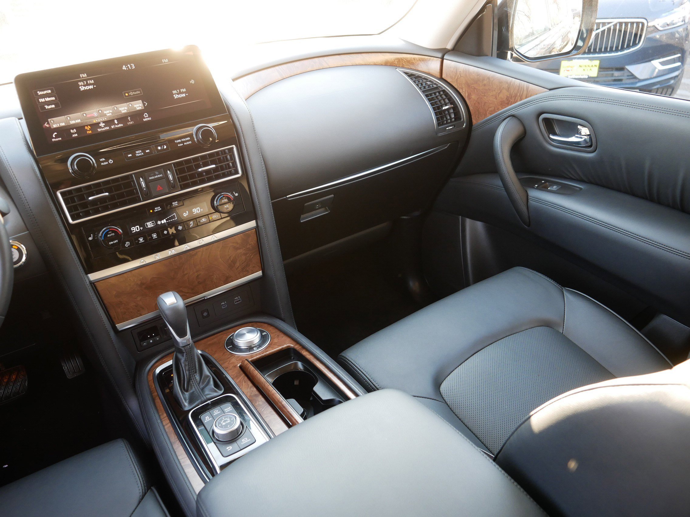 Certified 2024 Nissan Armada SL w/ Captain's Chairs Package image 11