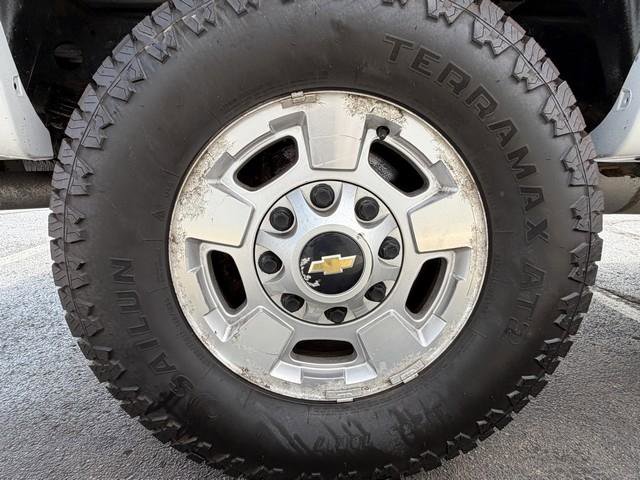 Used 2013 Chevrolet Silverado 2500 LT w/ Snow Plow Prep Package AWD/4WD image 7