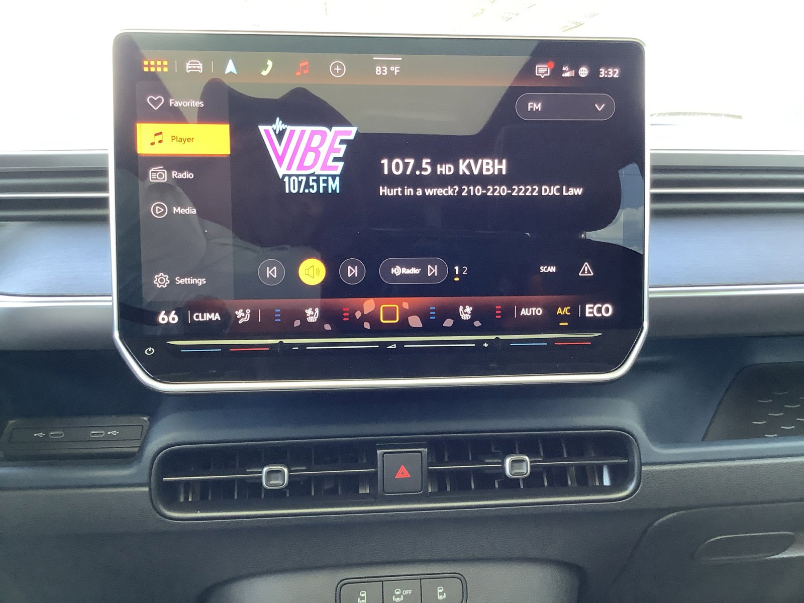 New 2025 Volkswagen ID. Buzz Pro S Plus AWD/4WD image 17