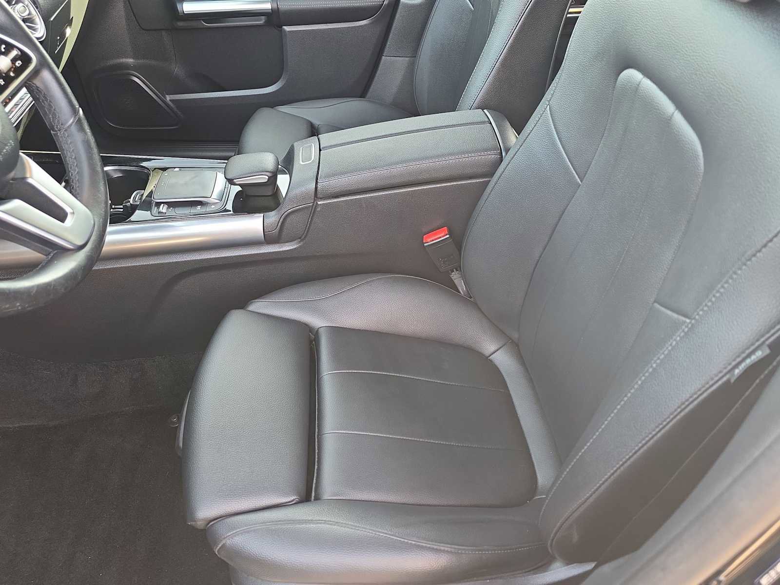 Used 2021 Mercedes-Benz GLA 250 GLA 250 w/ Premium Package image 14