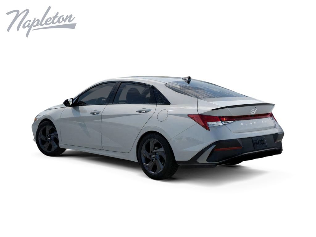 New 2026 Hyundai Elantra Sport FWD image 7