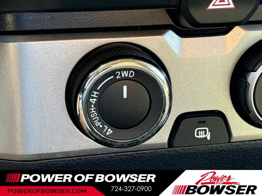 Used 2022 Toyota Tacoma SR AWD/4WD image 14