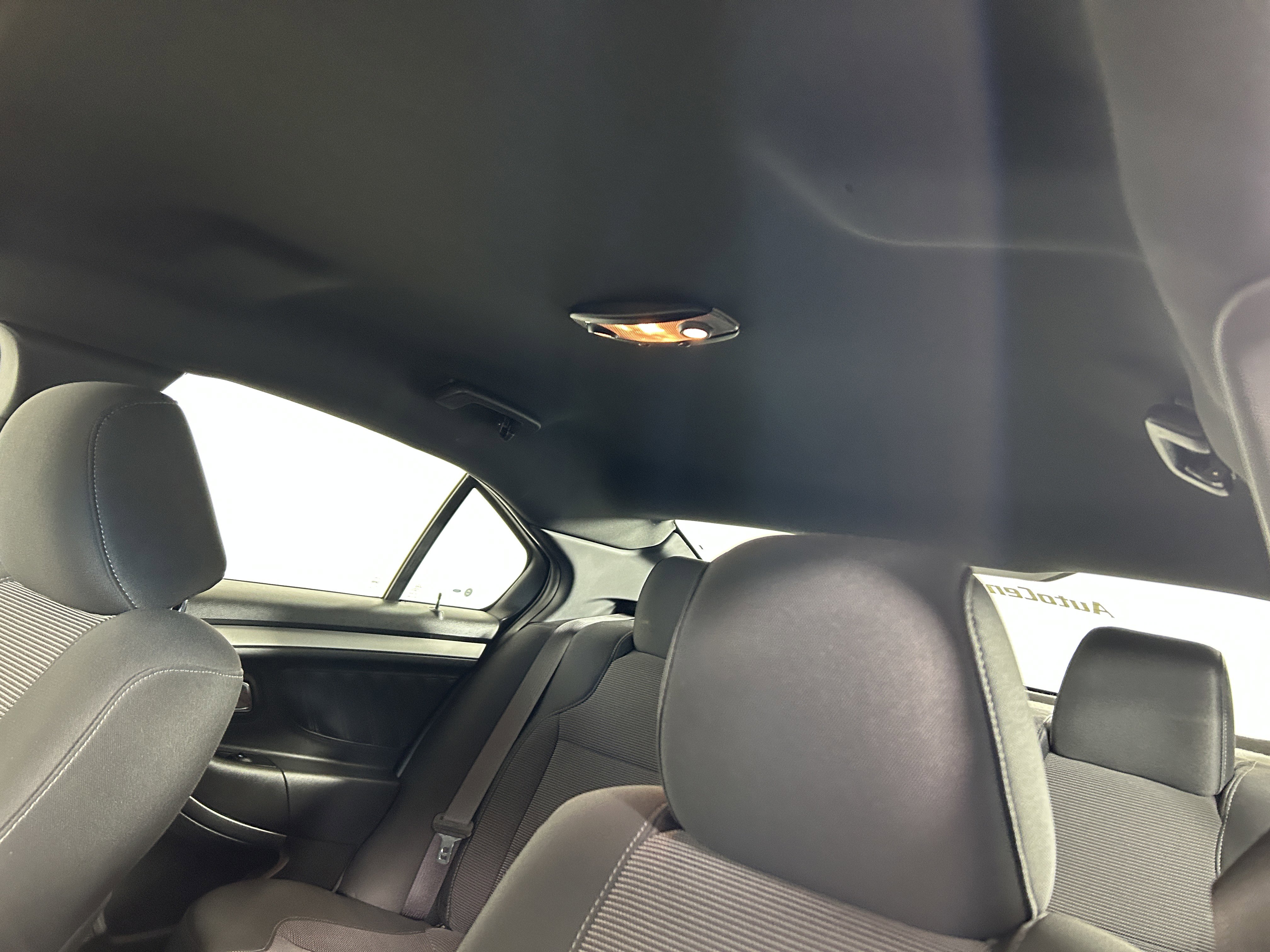 Used 2019 Ford Taurus SEL image 10