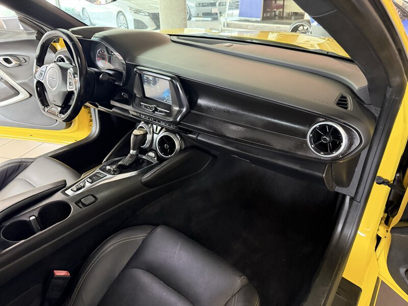 Used 2017 Chevrolet Camaro LT RWD image 25