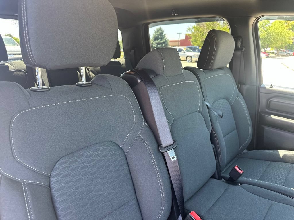 Used 2025 RAM 1500 Warlock AWD/4WD image 29