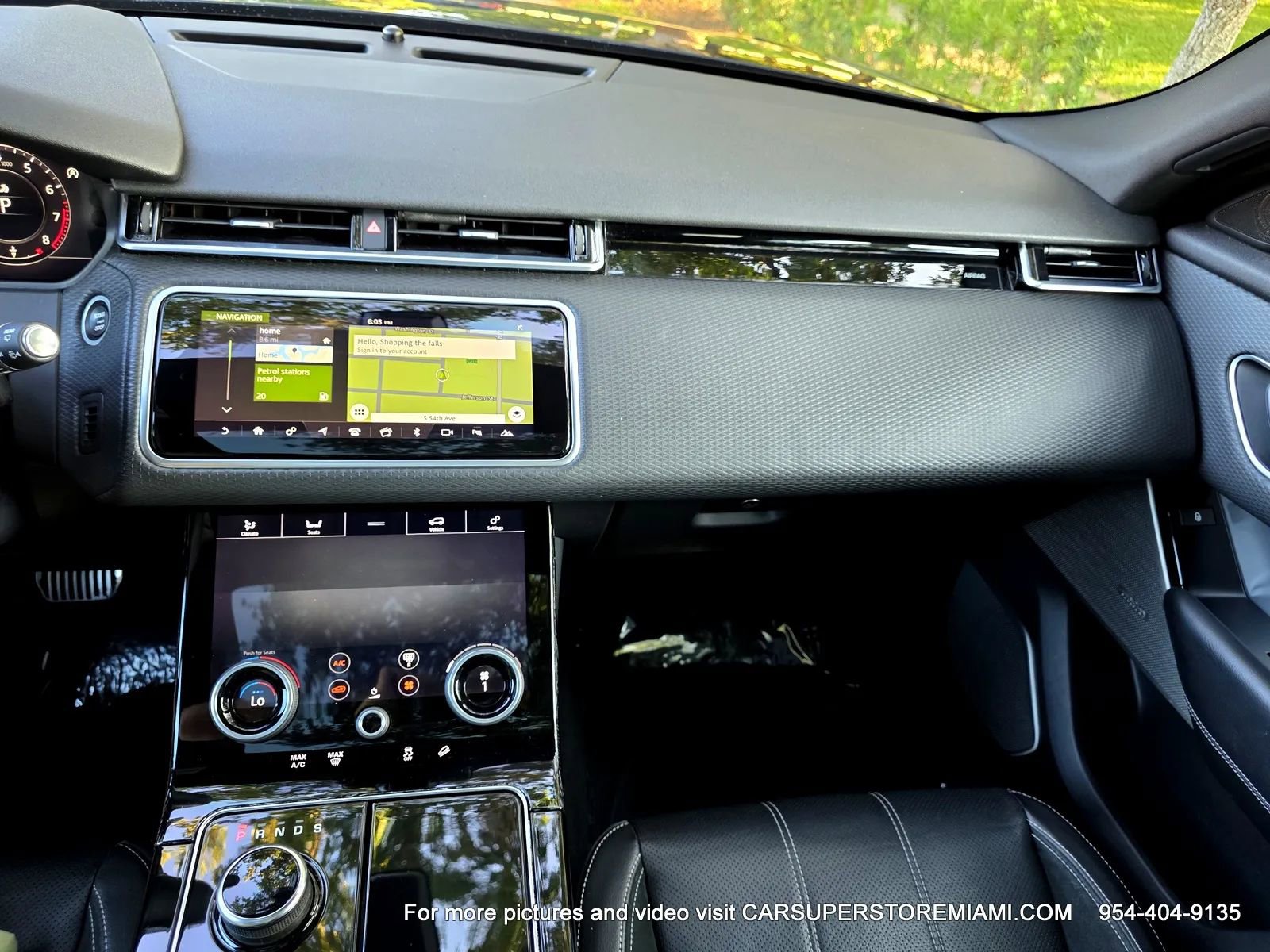 Used 2018 Land Rover Range Rover Velar R-Dynamic SE AWD/4WD image 38