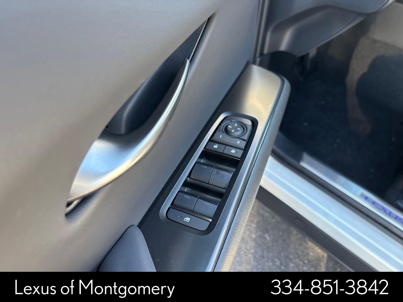 New 2025 Lexus UX 300h FWD image 11