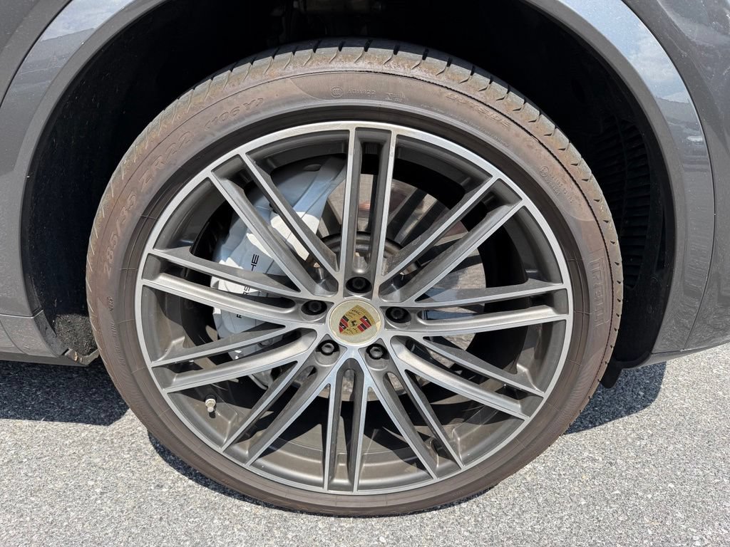 Used 2019 Porsche Cayenne Turbo AWD/4WD image 10