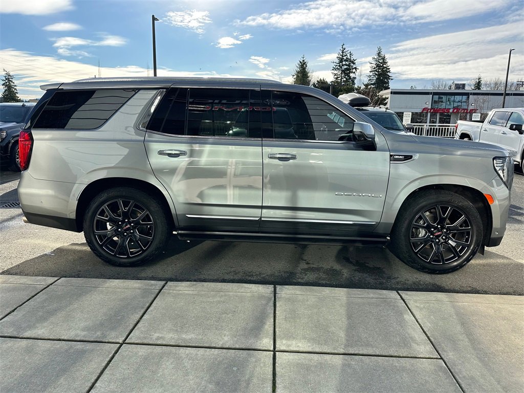 Used 2023 GMC Yukon Denali w/ Denali Reserve Package image 41