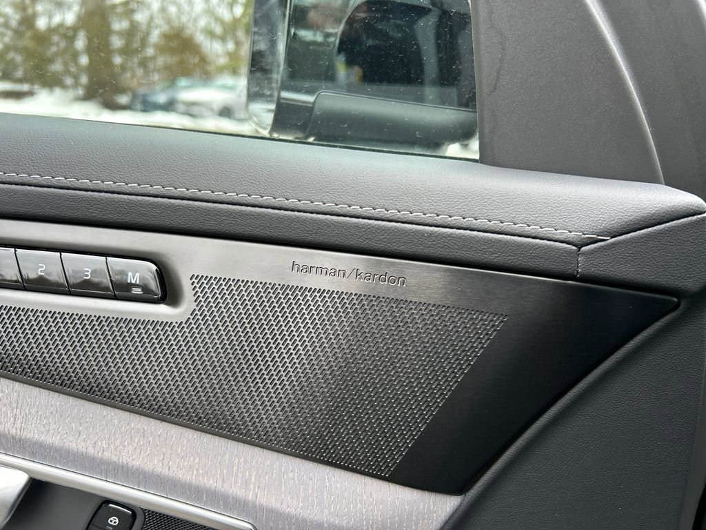 New 2026 Volvo XC90 B6 Ultra w/ Protection Package image 21