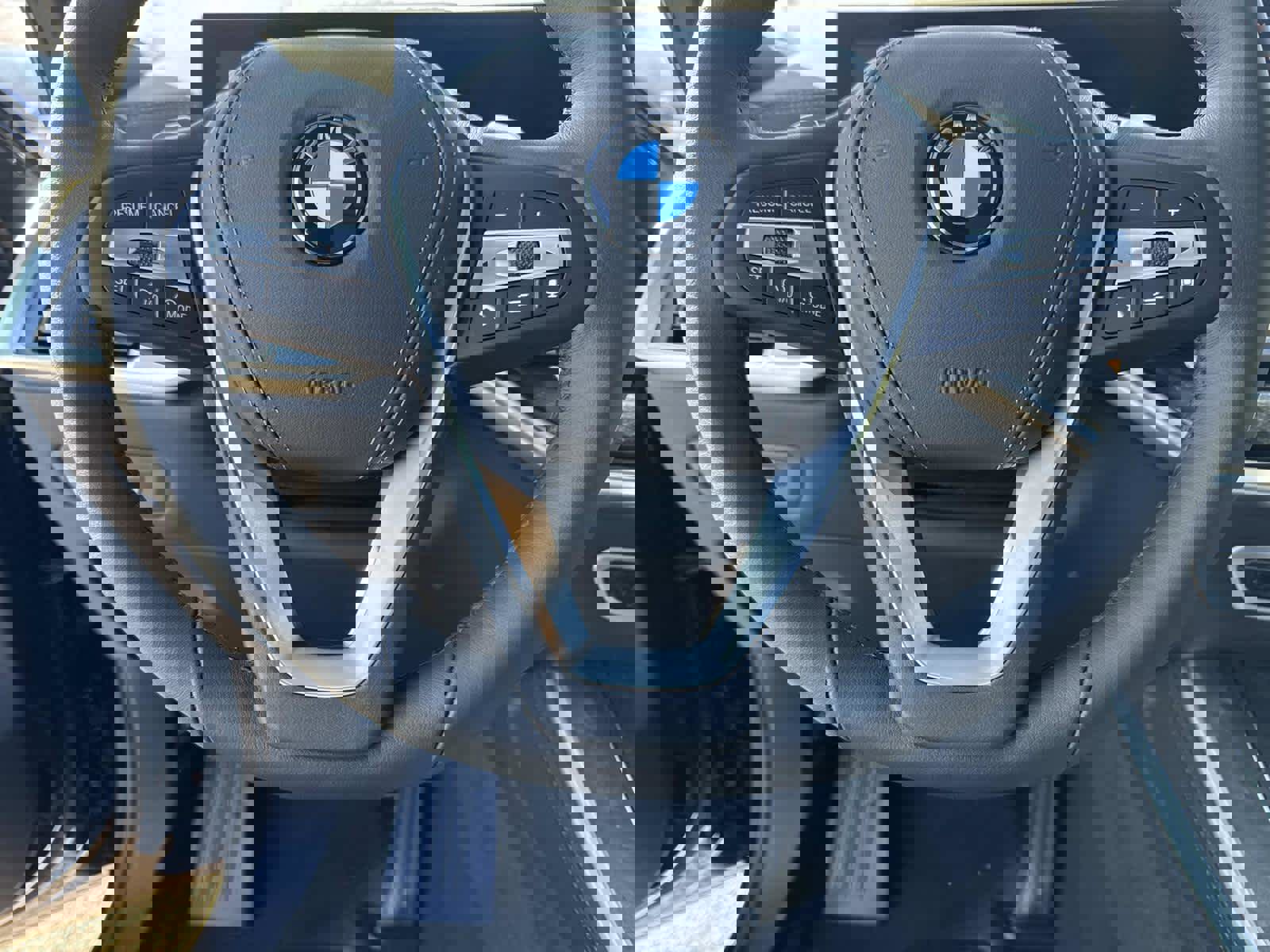 New 2026 BMW X5 xDrive40i w/ Premium Package image 18