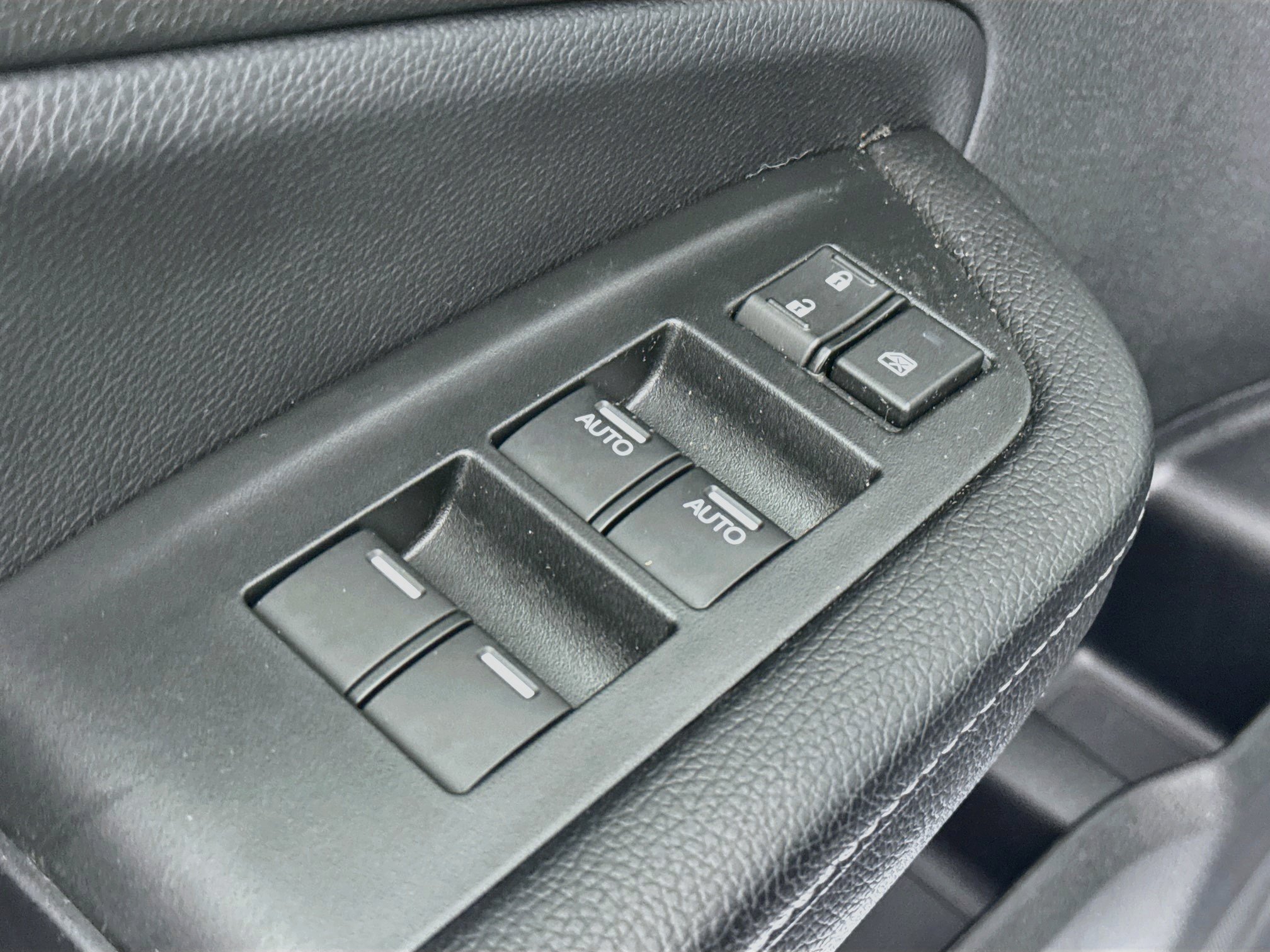 Certified 2023 Honda Passport EX-L image 17